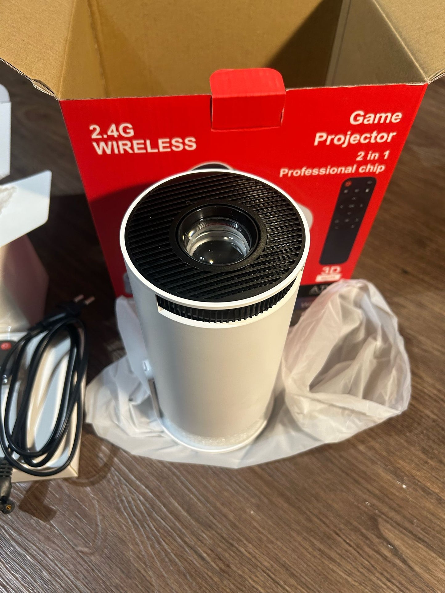 Proyector 4K HD + TV Box + Consola de juegos