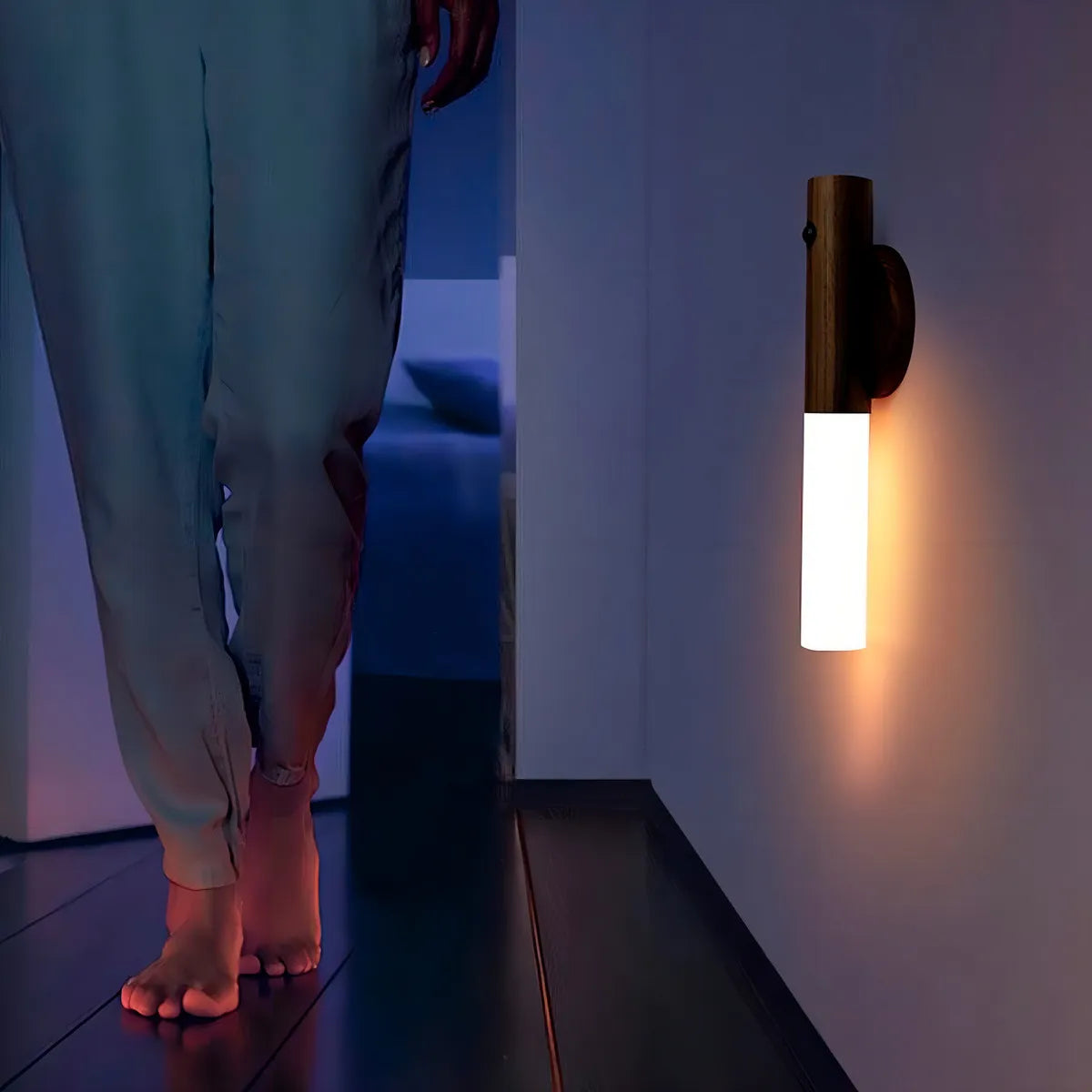 Lampara de pared recargable con sensor 18cm.