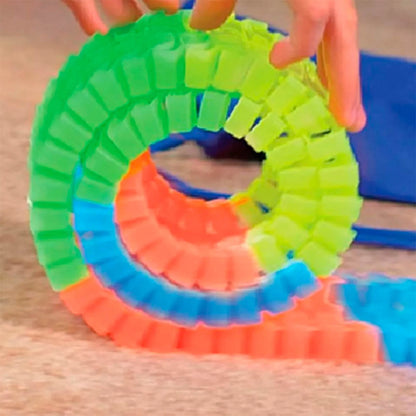 Pista De Autos Magic Tracks Flexible 360 pcs + 2 Autos